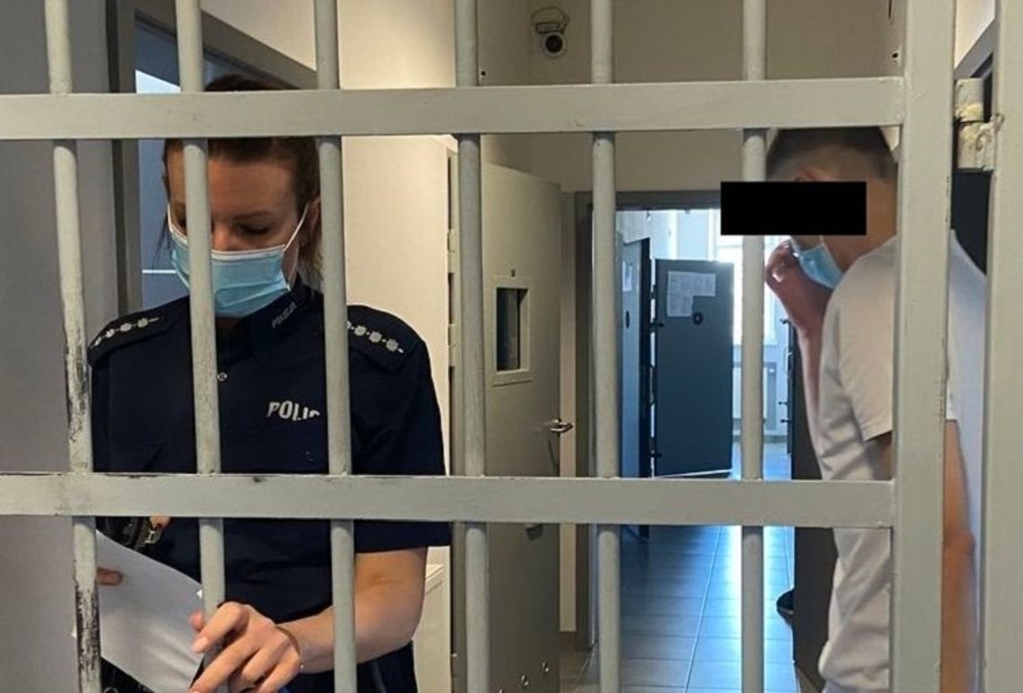 W samochodowym schowku miał narkotyki. Grozi mu do 3 lat więzienia