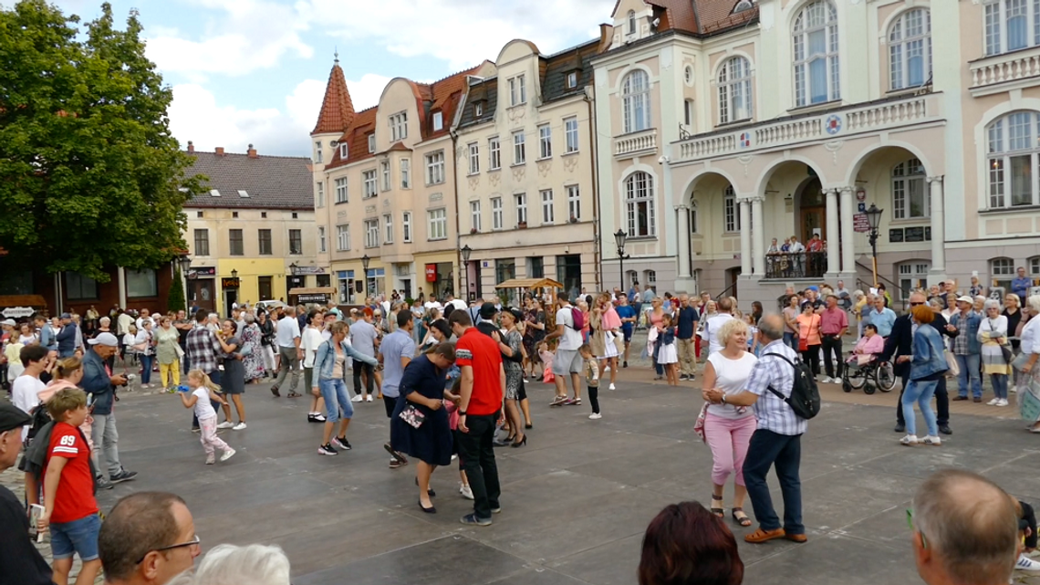 Wejherowo. Potańcówka w stylu retro... (dłuższa relacja)