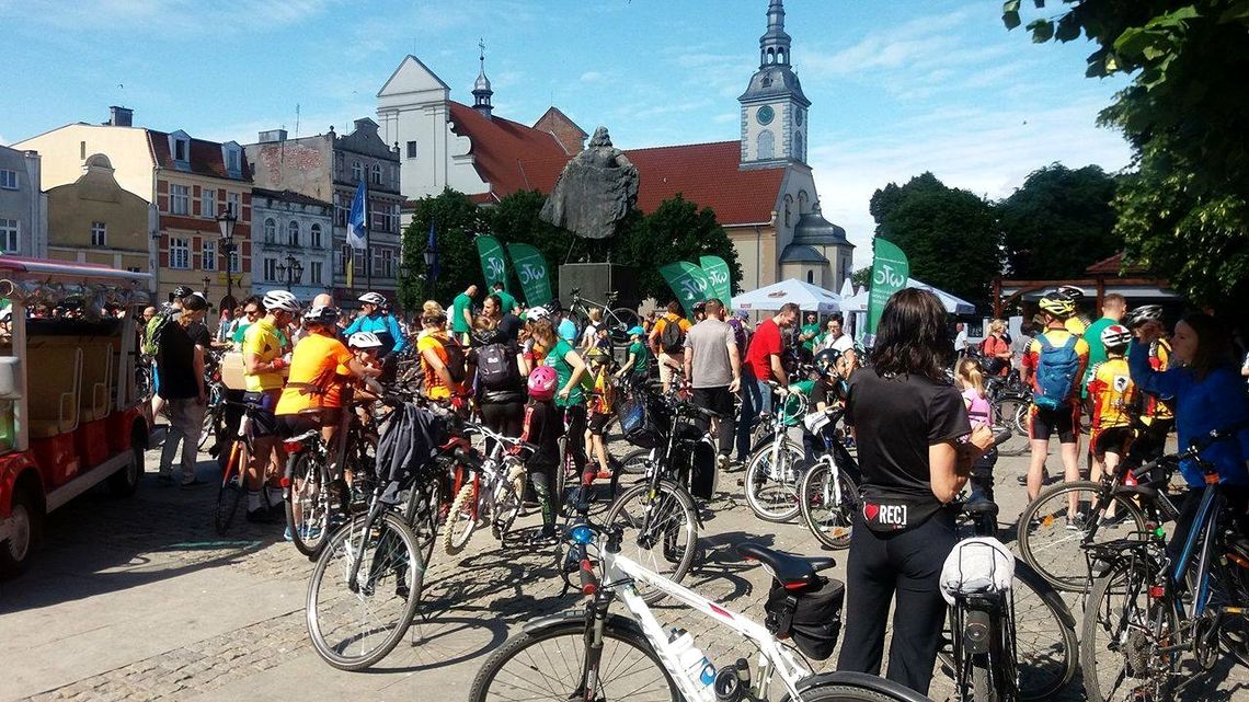 Wielki Przejazd Rowerowy. Z placu Wejhera na Sopockie Błonie....