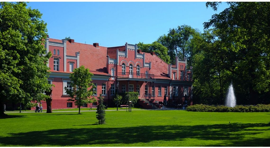 Wspólne śpiewanie.  Pòspólné Kaszëbów Spiéwanié