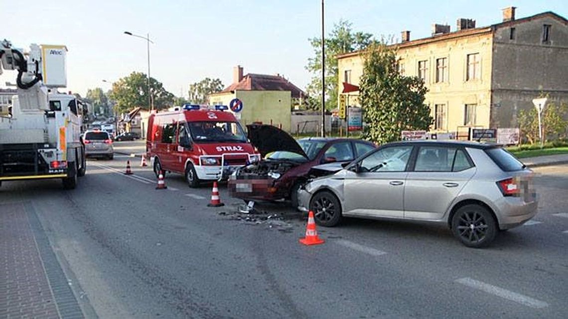 Wypadek w Luzinie. Dwie osoby poszkodowane.