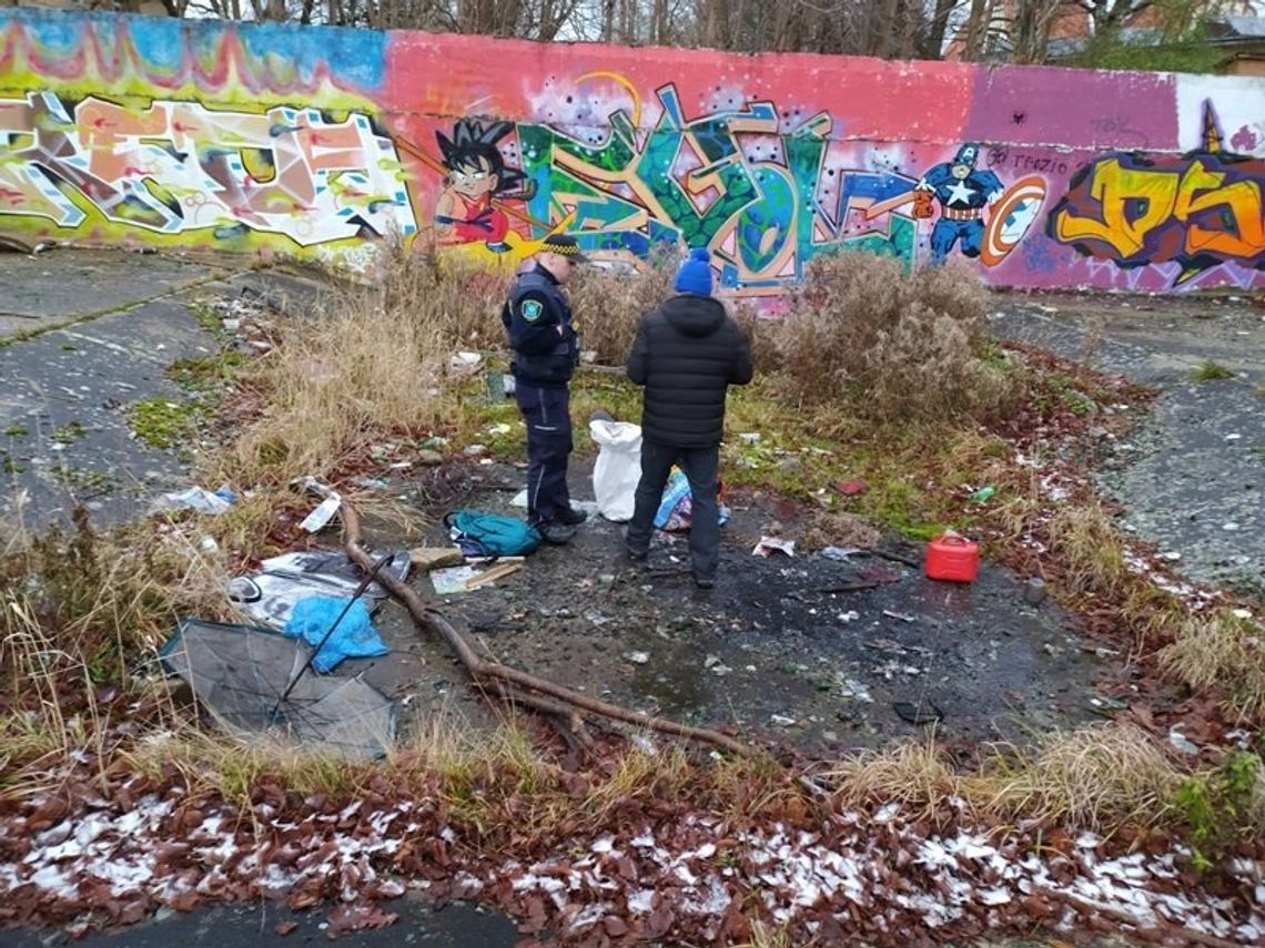 Wypalał kable. Odpowie za zatruwanie środowiska Wypalał kable. Odpowie za zatruwanie środowiska
