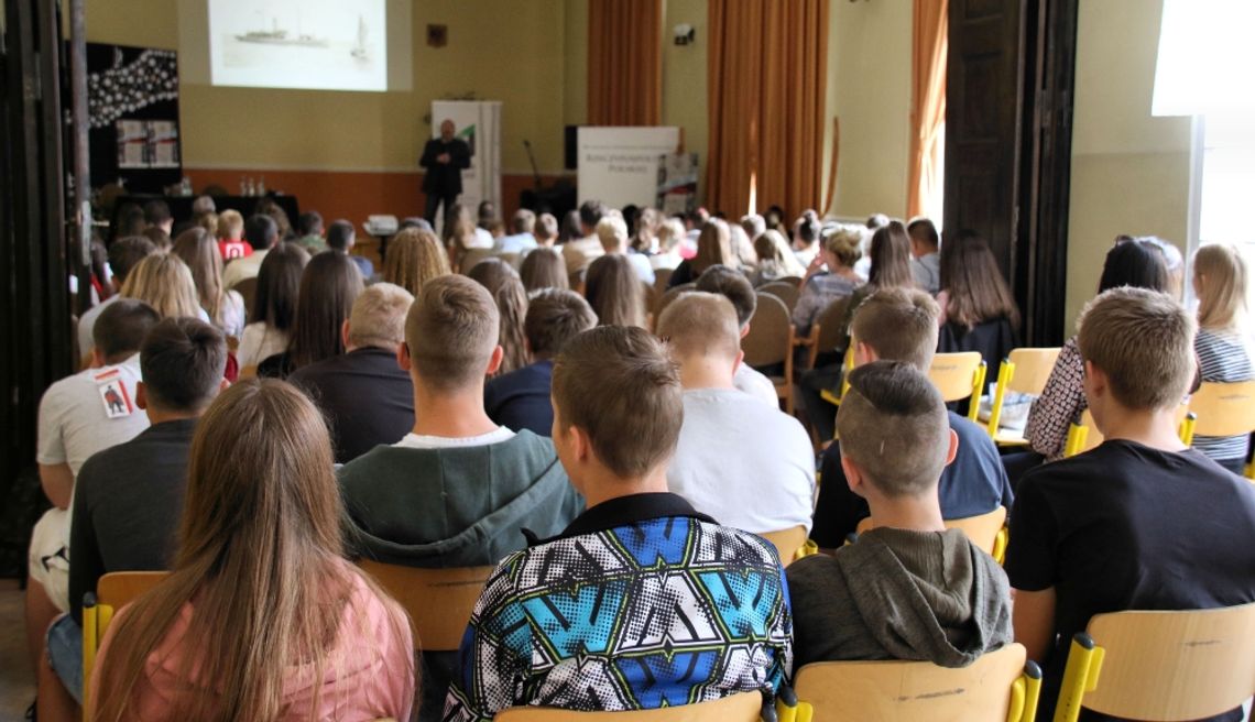  Z cyklu „Akademia Niepodległości” w Wejherowie. O polskiej Marynarce Wojennej