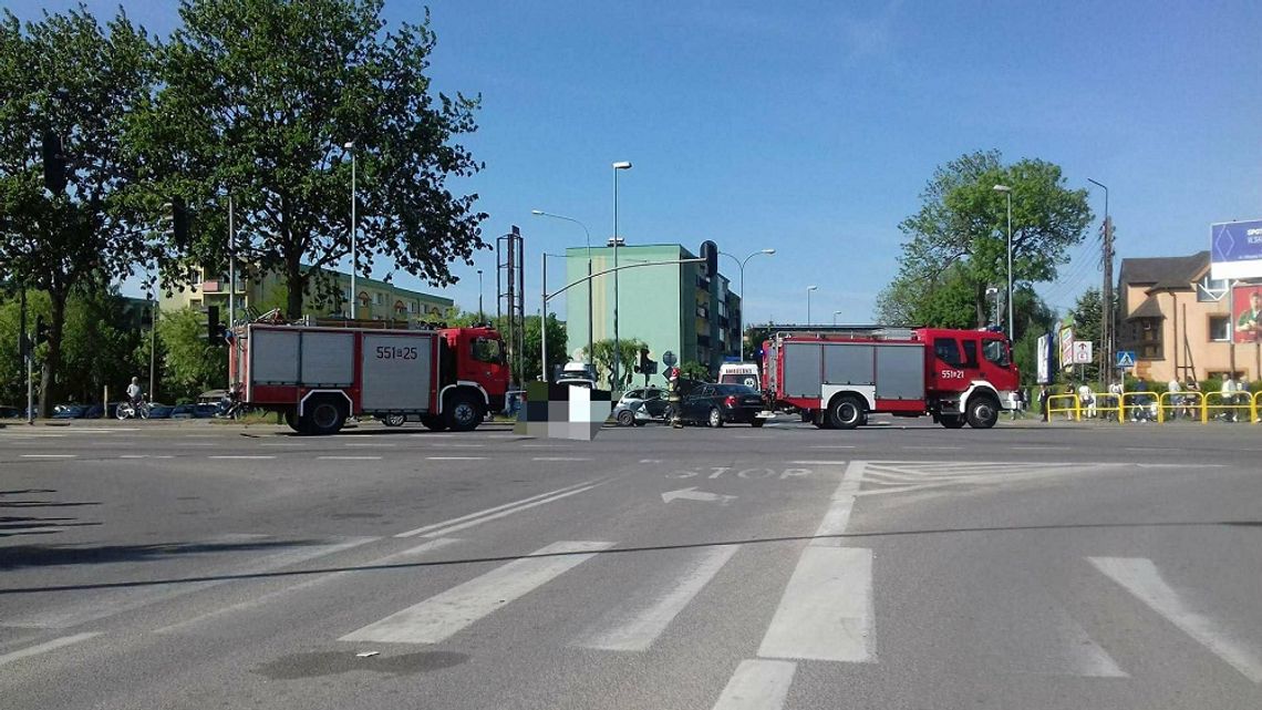 Zderzenie dwóch pojazdów. Pięć osób rannych. Zderzenie dwóch pojazdów. Pięć osób rannych.